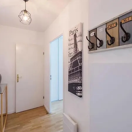 Disney Bourbon - Hote Bnb سيري